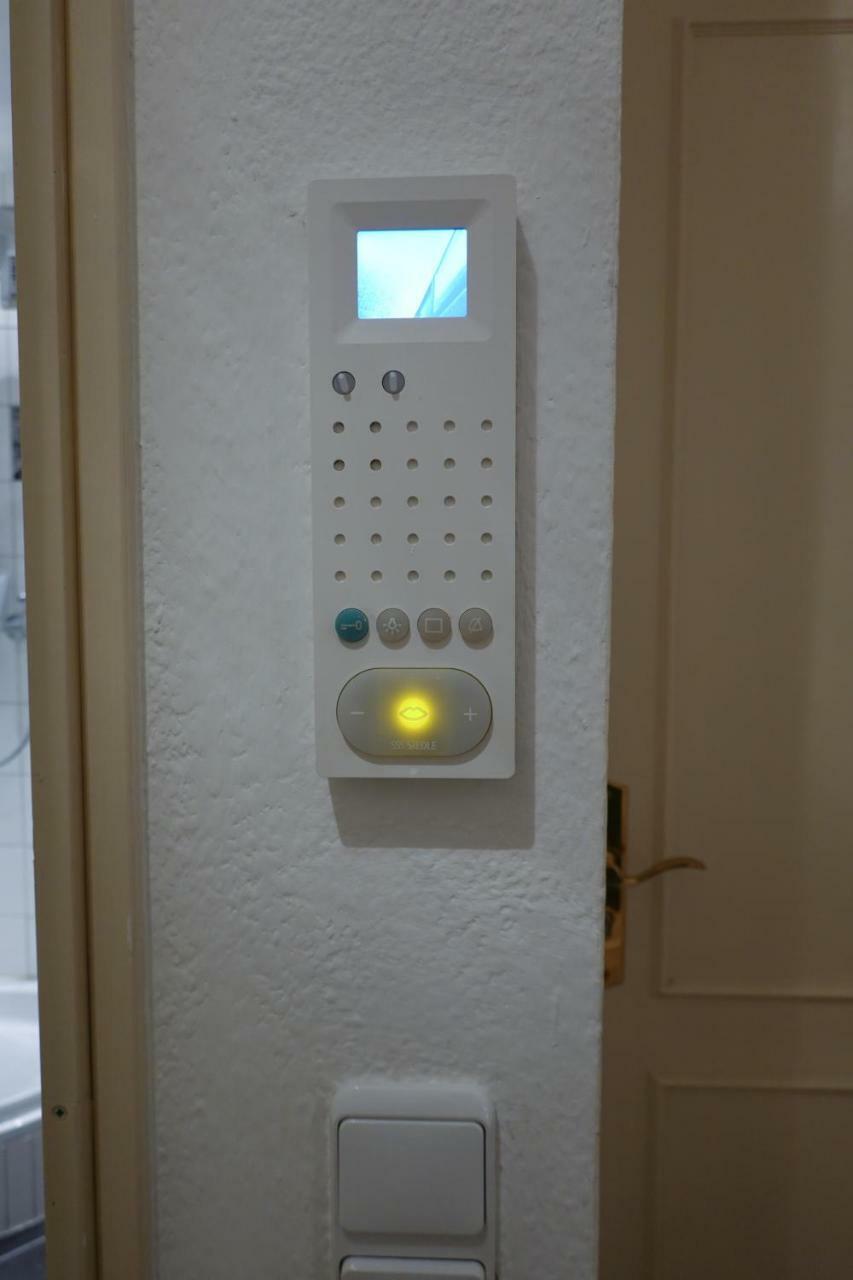 1 Zimmer Wohnung Mit Der Terrasse In Der Innenstadt Wiesbaden Exterior photo